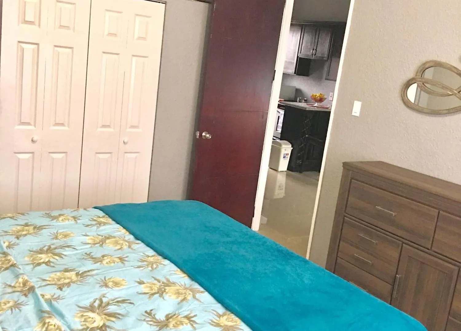 Barri Vacation Home Kingston Apartment